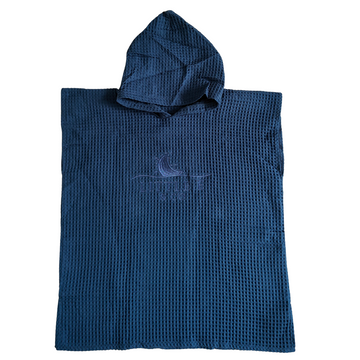 LITTLE E & CO - 100% Waffle Cotton Hooded Poncho Towel with embodied logo in a navy blue colour
